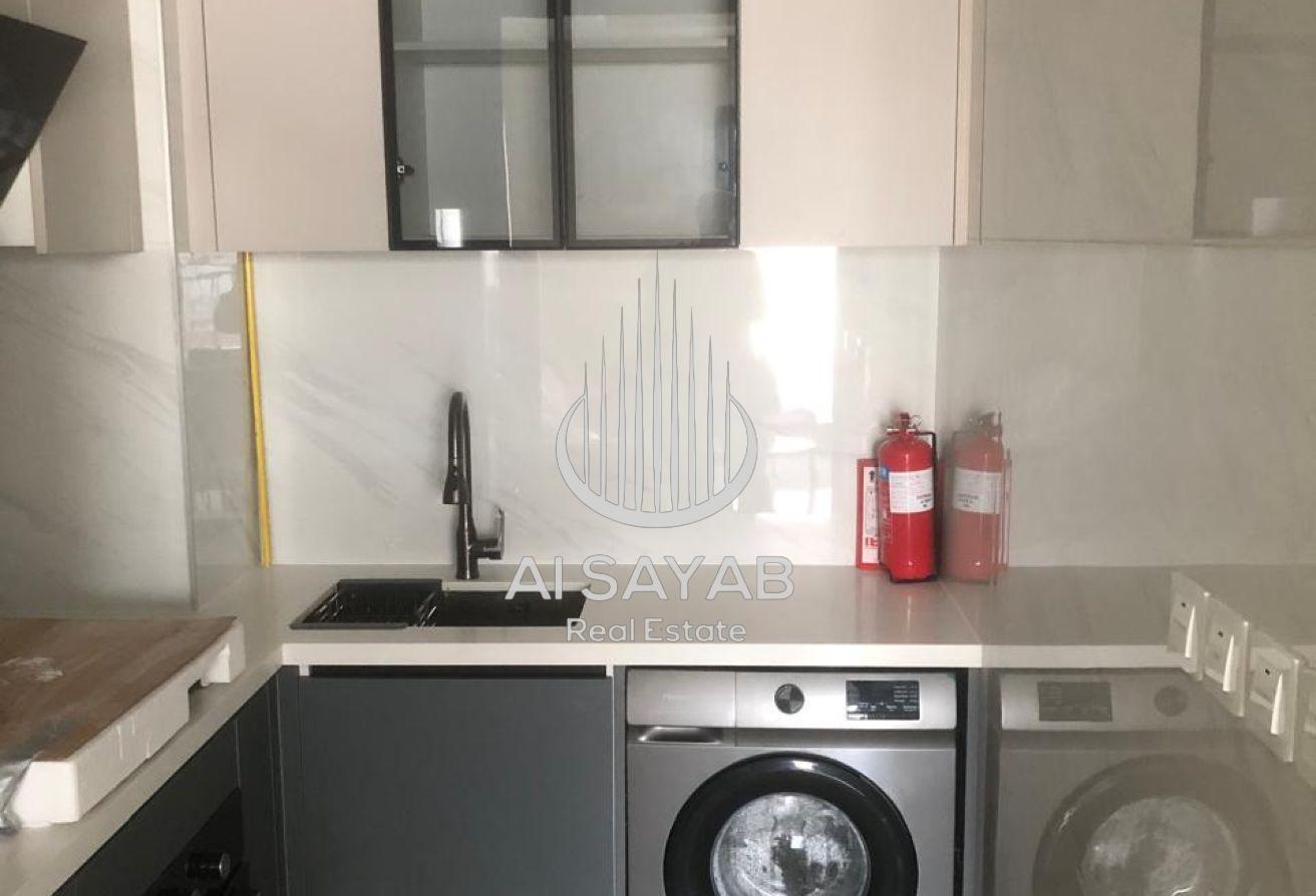 Brand New | Vacant | Furnished photo 8