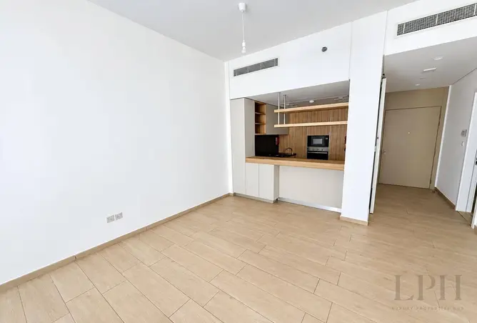 159150300 - Property Image 2