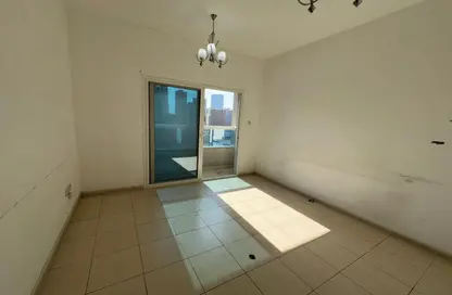 Apartment - 2 Bedrooms - 2 Bathrooms for rent in Al Mamzar Plaza - Al Taawun Street - Al Taawun - Sharjah