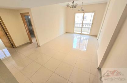 Apartment - 2 Bedrooms - 3 Bathrooms for rent in Muweileh Community - Muwaileh Commercial - Sharjah