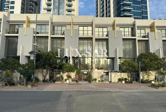 75012502 - Property Image 2