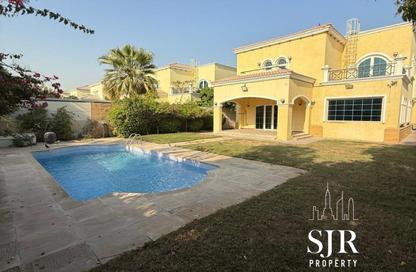 Villa - 4 Bedrooms - 5 Bathrooms for rent in District 4 - Jumeirah Park - Dubai