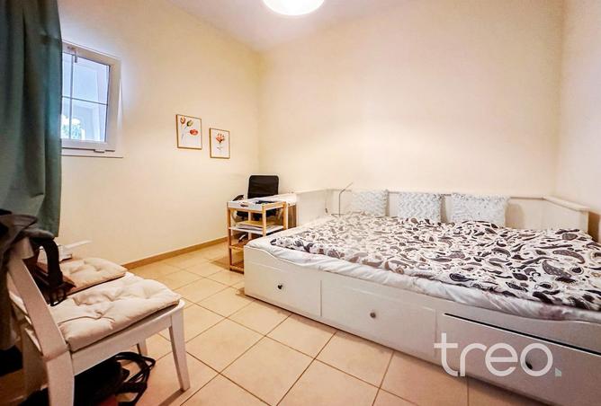 73123452 - Property Image 2