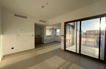 Villa - 4 Bedrooms - 5 Bathrooms for sale in Aura 1 - Aura - Tilal Al Ghaf - Dubai