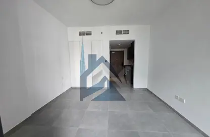 شقة - 1 حمام للايجار في إيست فييليدج - الجادة - الشارقة