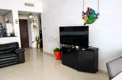 Apartment - 1 - 1 for sale in Centrium Tower 3 - Centrium Towers - Dubai Production City (IMPZ) - Dubai