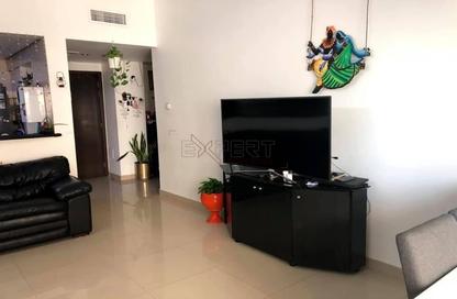 Apartment - 1 - 1 for sale in Centrium Tower 3 - Centrium Towers - Dubai Production City (IMPZ) - Dubai