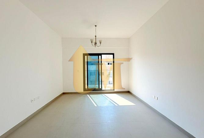 82349833 - صورة العقار 2