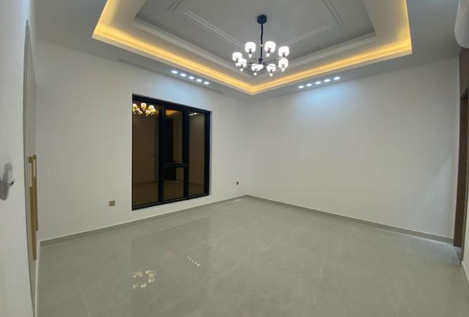 117701812 - Property Image 3