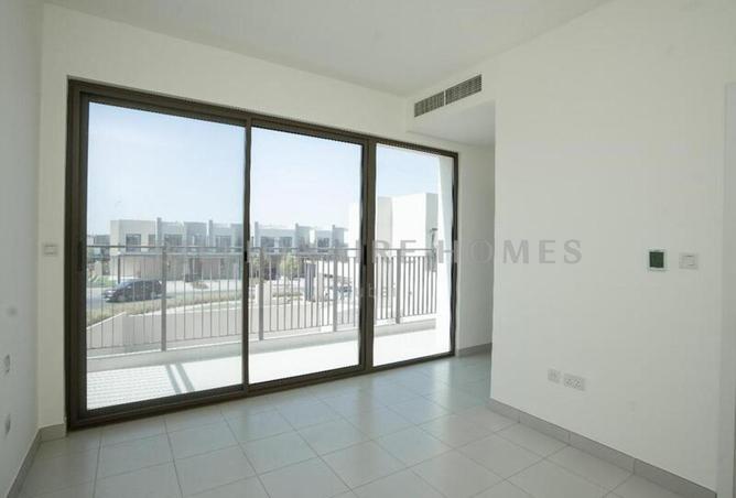 Close to Pool | Vacant |  Ready to Move in