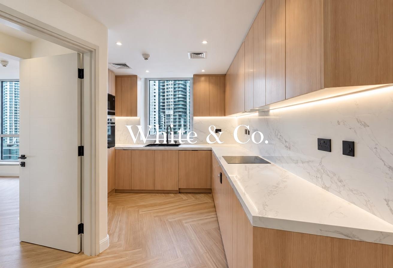 3 Bedroom | Fully Upgraded | Marina View photo 4