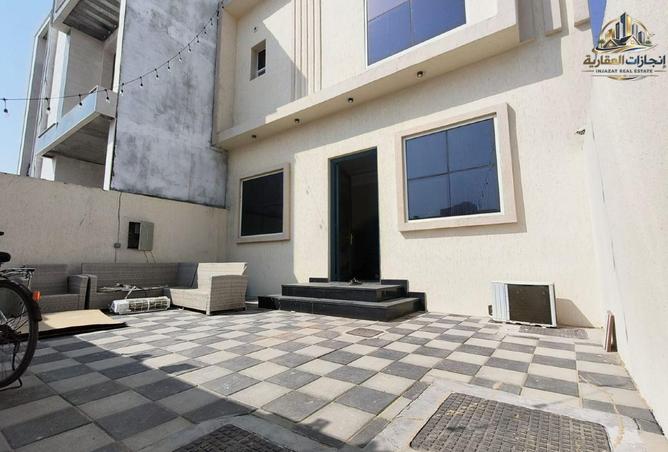 74628501 - Property Image 3