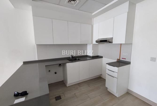 2-bed apartment in BLOOM TOWERS A — photo 3