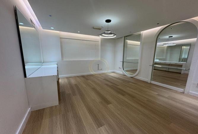 114602589 - Property Image 2