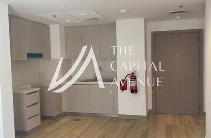 Apartment - 1 Bedroom - 1 Bathroom for rent in Waters Edge - Yas Island - Abu Dhabi