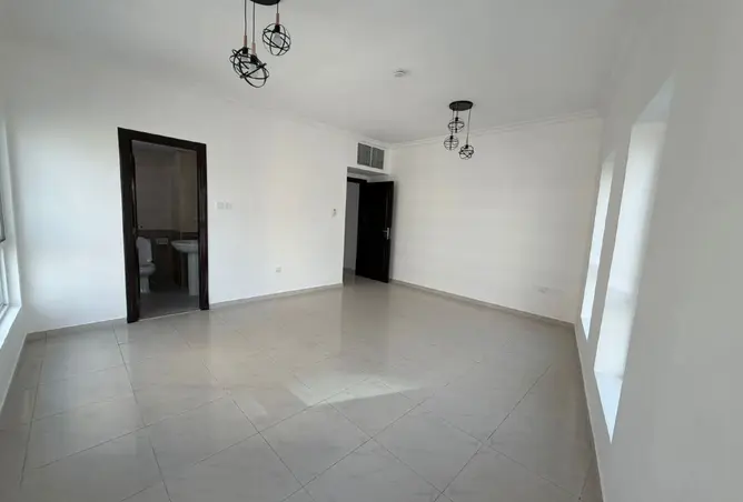 121112790 - Property Image 3