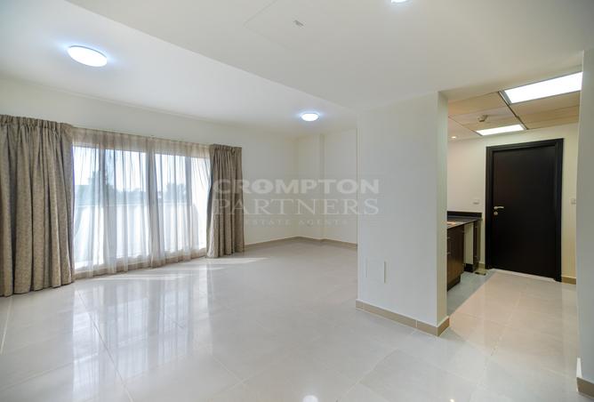 112284906 - Property Image 3
