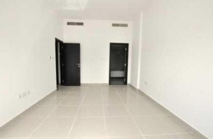 Apartment - 1 Bedroom - 2 Bathrooms for rent in Tower 40 - Al Reef Downtown - Al Reef - Abu Dhabi