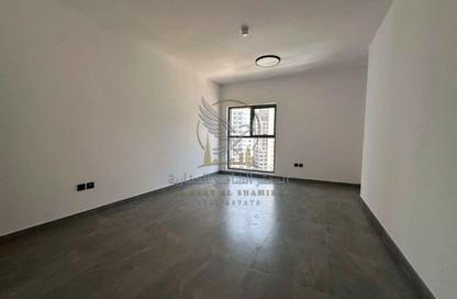 Apartment - 3 - 5 for rent in Al Majaz 3 - Al Majaz - Sharjah Apartment - 3 - 5 for rent in Al Majaz 3 - Al Majaz - Sharjah