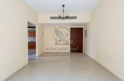Apartment - 1 - 1 for rent in Bu Tina - Al Sharq - Sharjah Apartment - 1 - 1 for rent in Bu Tina - Al Sharq - Sharjah