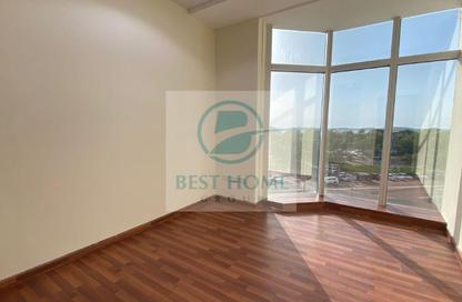 Office Space - Studio - 6 Bathrooms for rent in Corniche View Tower - Corniche Road - Abu Dhabi Office Space - Studio - 6 Bathrooms for rent in Corniche View Tower - Corniche Road - Abu Dhabi