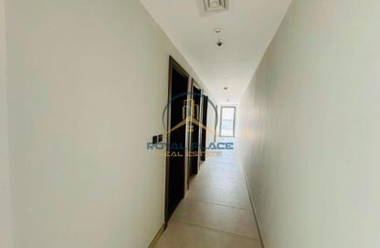 Apartment - 3 Bedrooms - 4 Bathrooms for rent in Amal Tower - Dubai Sports City - Dubai
