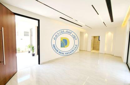Villa - 5 Bedrooms - 7 Bathrooms for sale in Al Mowaihat 2 - Al Mowaihat - Ajman