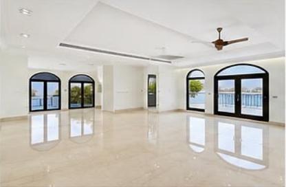 Villa - 5 Bedrooms - 6 Bathrooms for rent in Garden Homes Frond D - Garden Homes - Palm Jumeirah - Dubai Villa - 5 Bedrooms - 6 Bathrooms for rent in Garden Homes Frond D - Garden Homes - Palm Jumeirah - Dubai