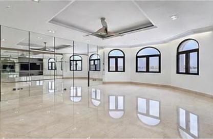 Villa - 5 Bedrooms - 6 Bathrooms for rent in Garden Homes Frond D - Garden Homes - Palm Jumeirah - Dubai