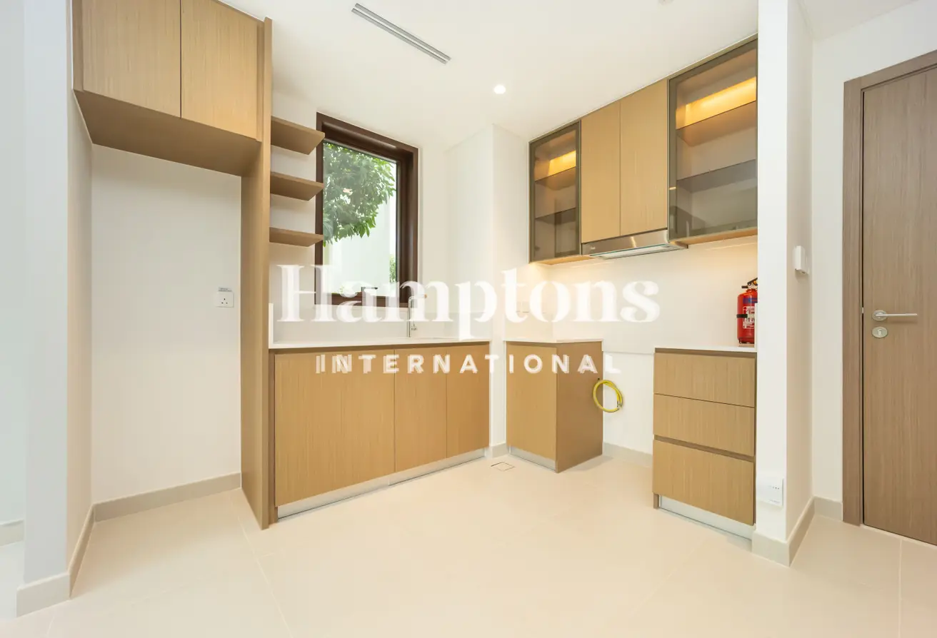 156915488 - Property Main Image