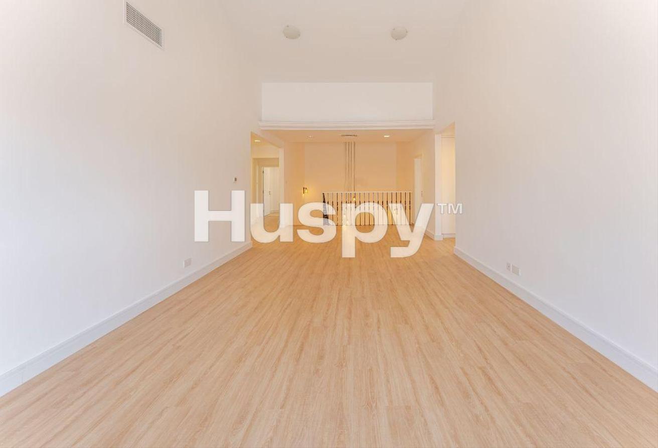 Fully Upgraded | Park Backing | Vacant photo 9