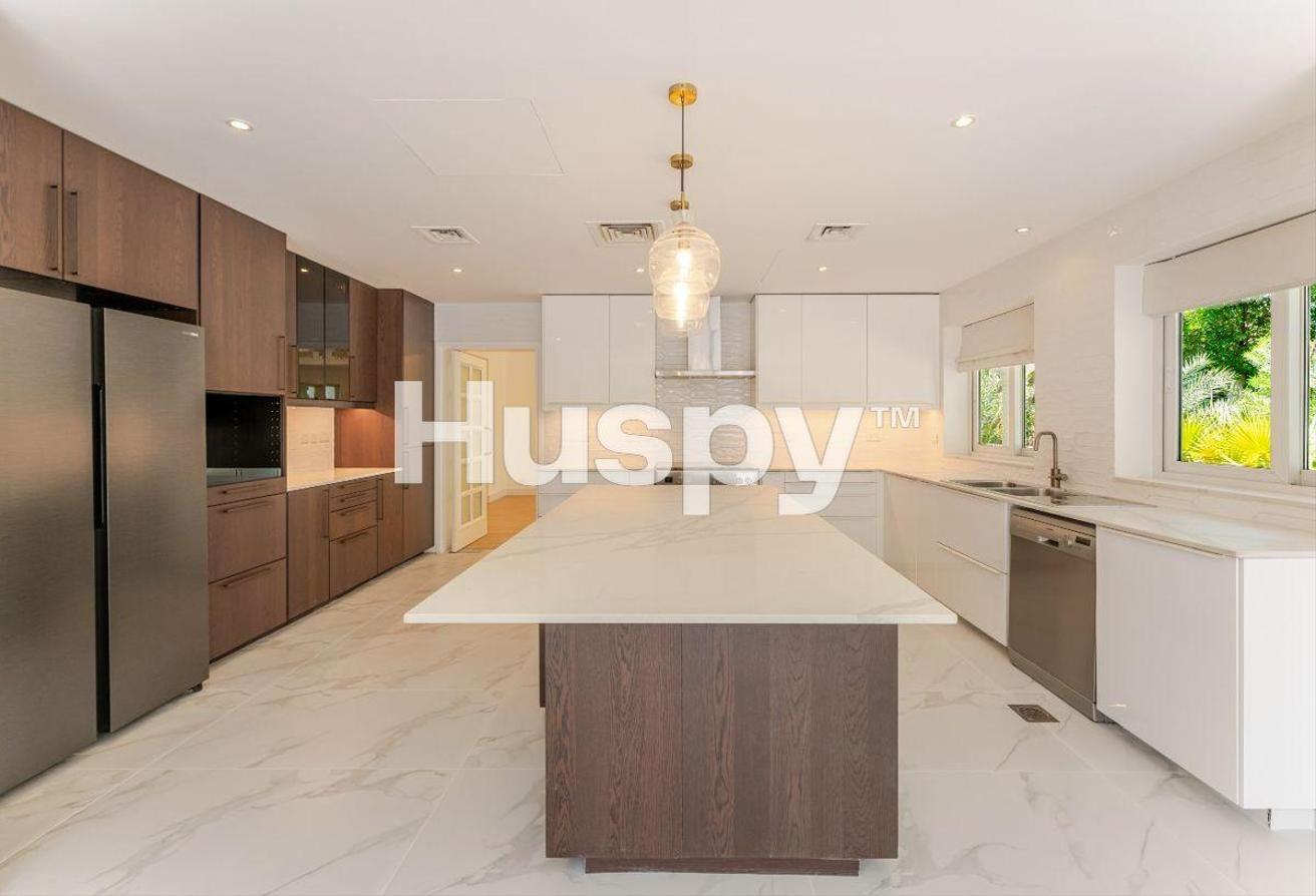 Fully Upgraded | Park Backing | Vacant photo 4