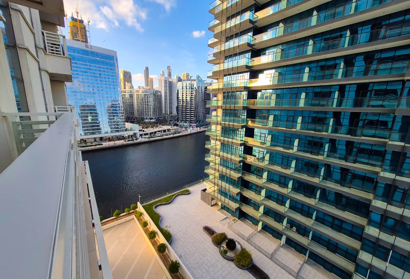 Canal View | 1BD Spacious | Well Maintained