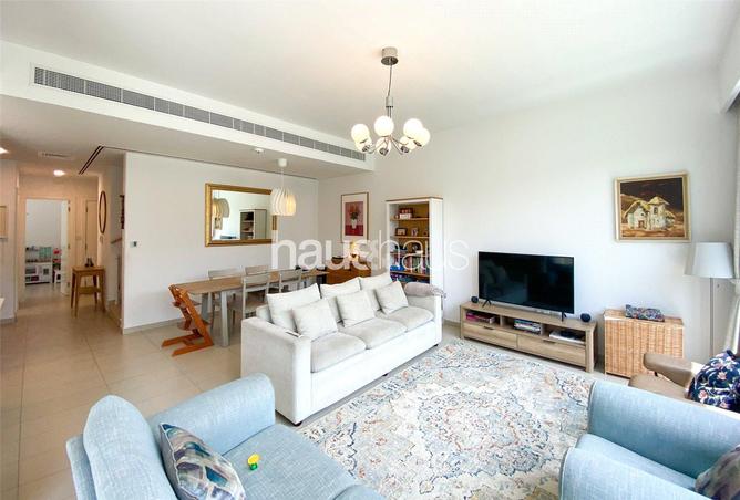 84063152 - Property Image 2