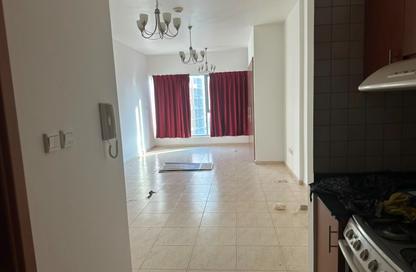 Apartment - Studio - 1 Bathroom for rent in Skycourts Tower E - Skycourts Towers - Dubai Land Residence Complex - Dubai