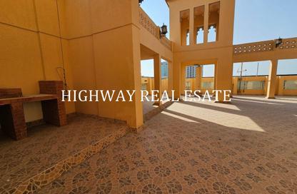 Penthouse - 4 - 6 for rent in Al Khan - Sharjah