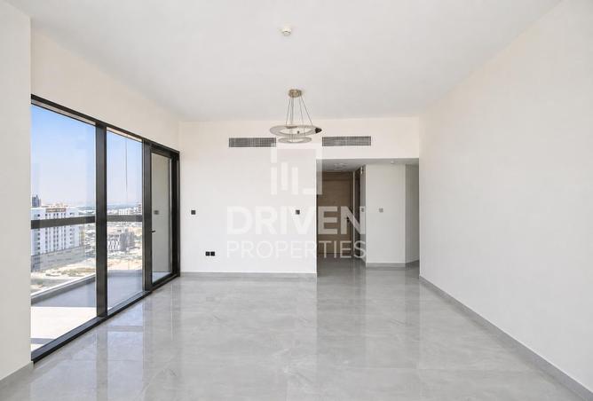 2-bed apartment in Ost Tower 11 · Brand new — photo 3