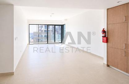 Apartment - 2 Bedrooms - 2 Bathrooms for rent in Seagate Building 1 - Seagate - Mina Rashid - Dubai