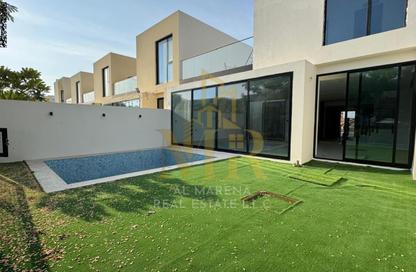 Townhouse - 3 Bedrooms - 5 Bathrooms for sale in Golf Community - Al Zorah - Ajman