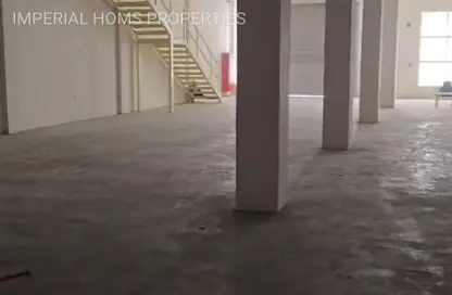 مستودع - استوديو - 1 حمام للايجار في أم الثعوب - أم القيوين