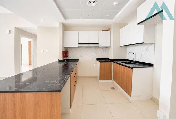 103677636 - Property Image 3