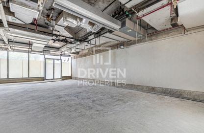 Retail - Studio for rent in Golden Gate - Oud Metha - Bur Dubai - Dubai