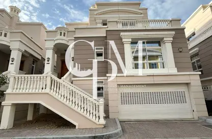 فيلا - 4 غرف نوم - 6 حمامات للبيع في قرية الفرسان - مدينة خليفة - أبوظبي فيلا - 4 غرف نوم - 6 حمامات للبيع في قرية الفرسان - مدينة خليفة - أبوظبي