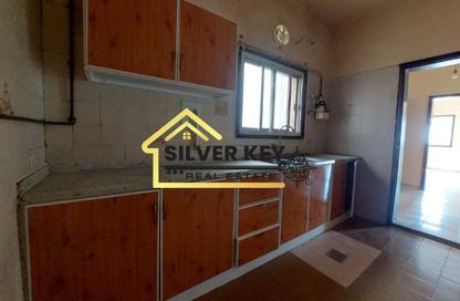 Apartment - 2 Bedrooms - 1 Bathroom for rent in Abu Shagara building - Abu shagara - Sharjah Apartment - 2 Bedrooms - 1 Bathroom for rent in Abu Shagara building - Abu shagara - Sharjah