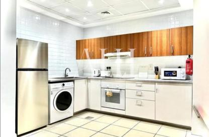 Apartment - 1 Bedroom - 2 Bathrooms for rent in Sulafa Tower - Dubai Marina - Dubai