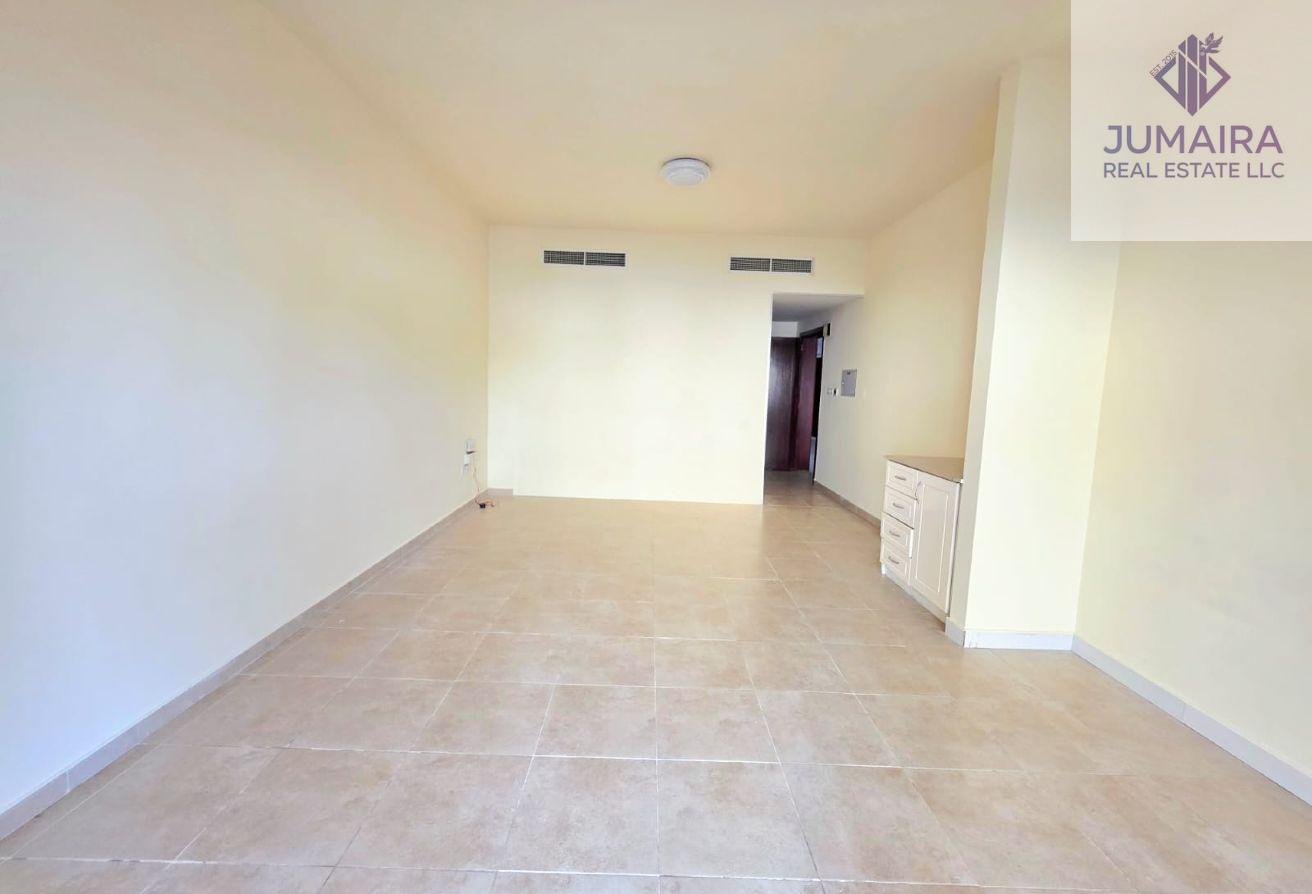 Studio for sale | Golf Apartments | Grab it now