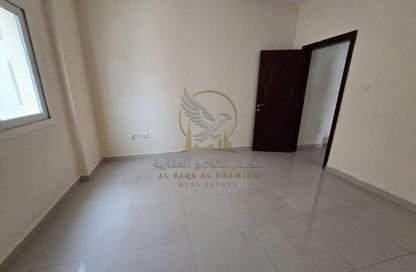 Apartment - 2 - 3 for rent in Al Qulaya'ah - Al Sharq - Sharjah