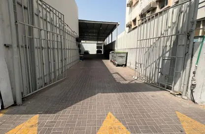 Warehouse - Studio - 5 Bathrooms for rent in Industrial Area 4 - Sharjah Industrial Area - Sharjah