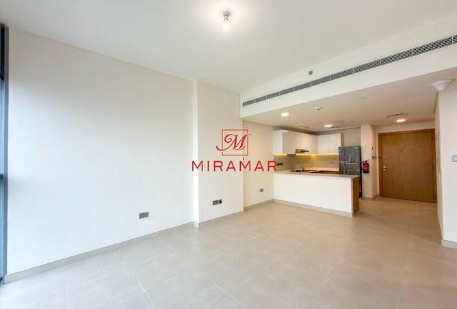 67440861 - Property Image 3