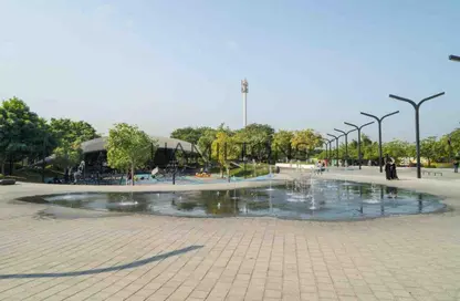 شقة - 2 غرف نوم - 3 حمامات للبيع في طراز 3 - الجادة - الشارقة